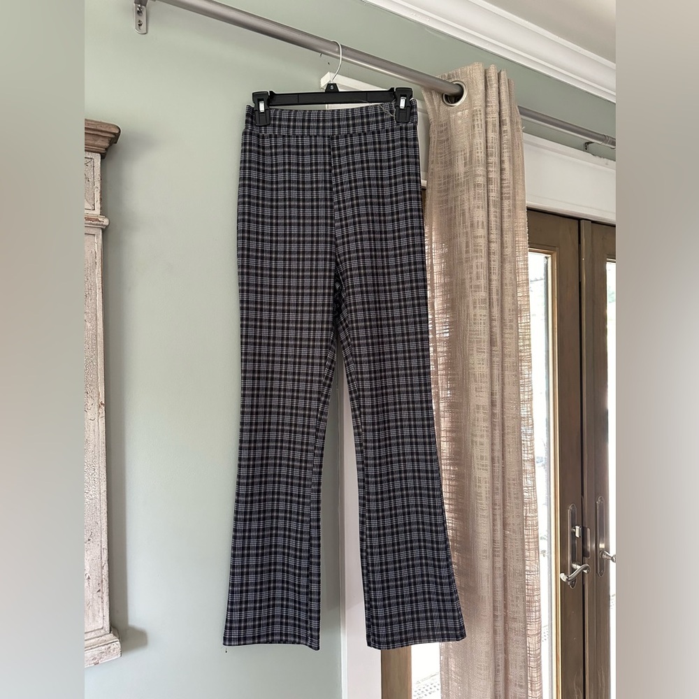 New In Plaid long pants